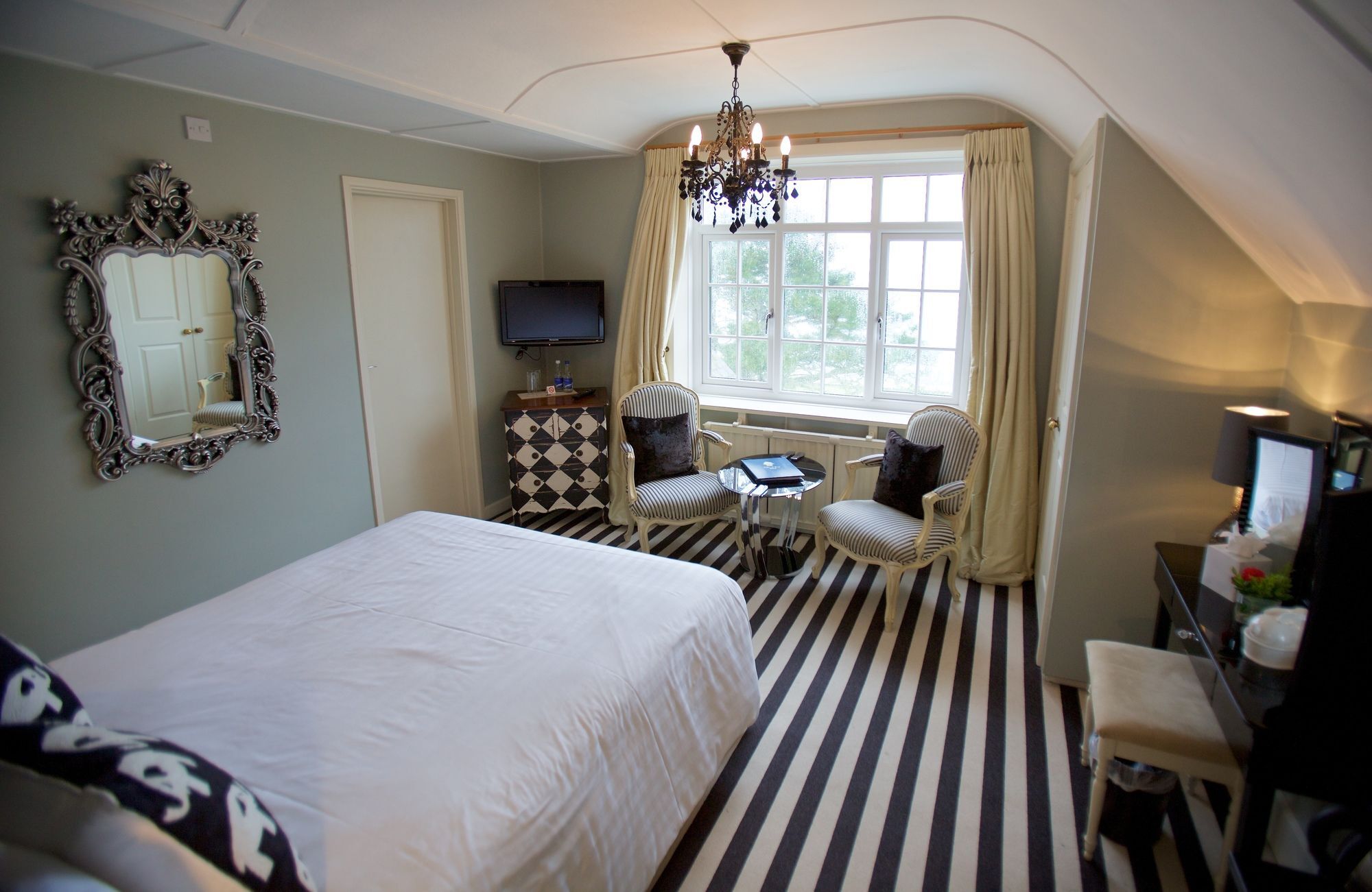 Bay Hotel, Looe Hotel